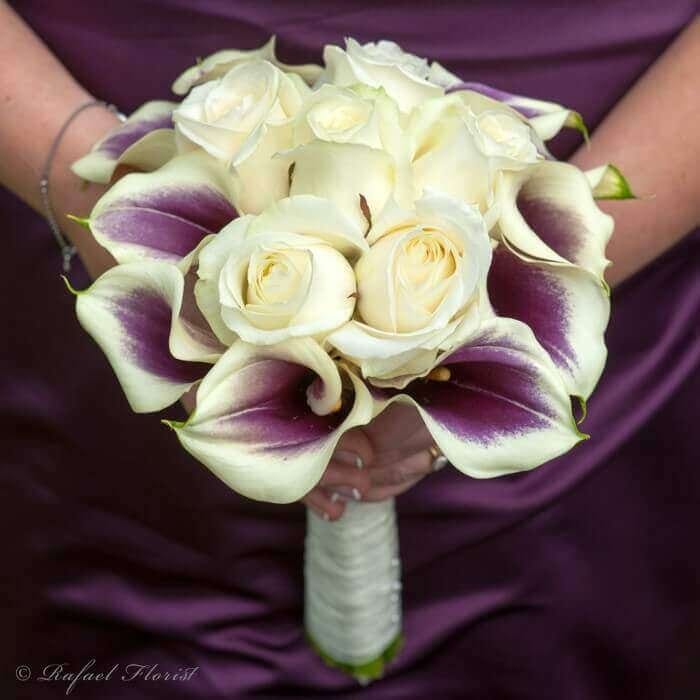 purple and white calla lily boutonniere